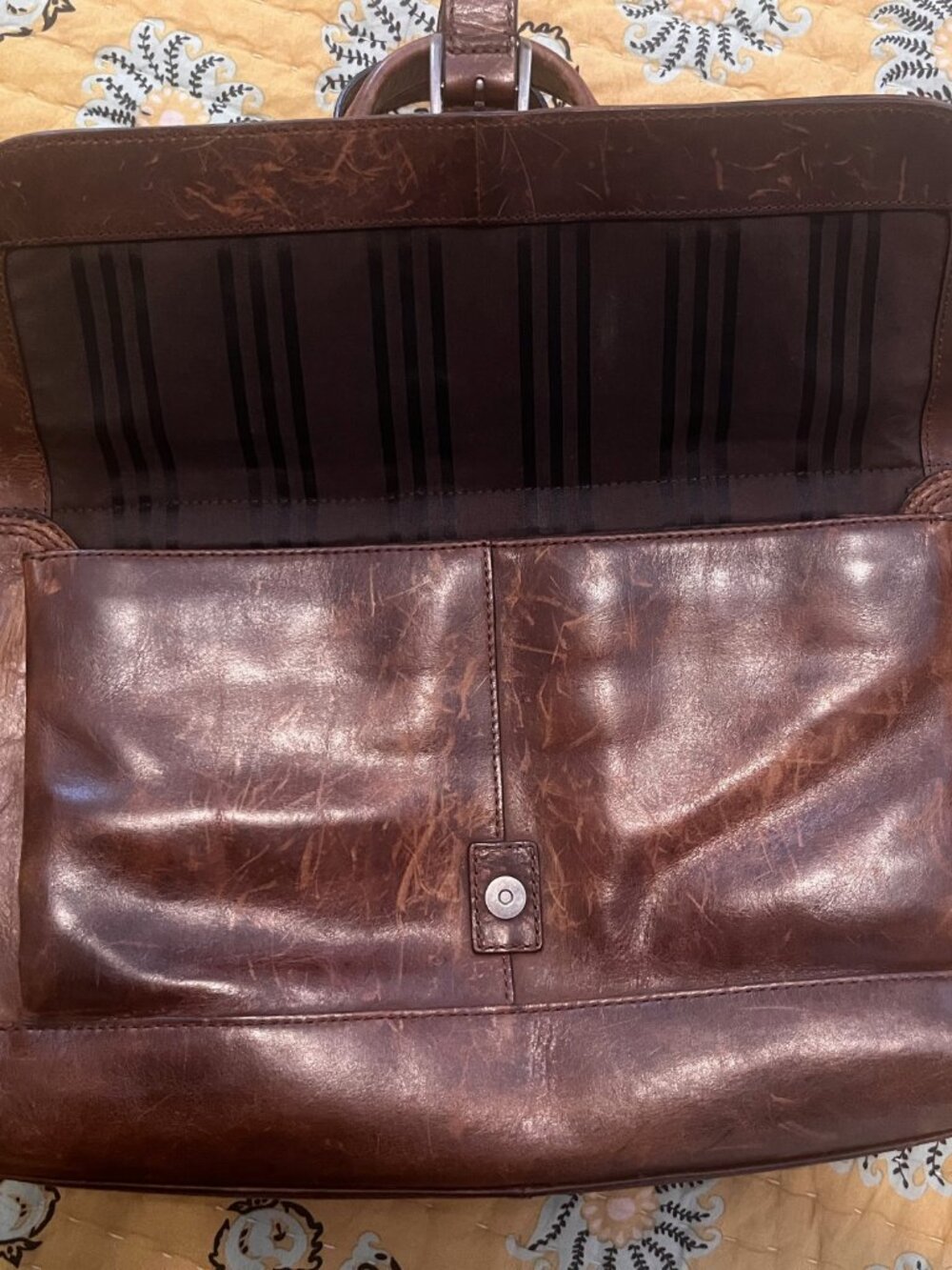 Frye Men's Logan Leather Work Bag - Picture 3 of 4